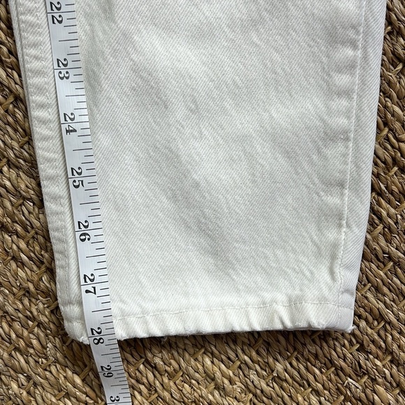 Vintage Levi 550 Jeans - Picture 9 of 15